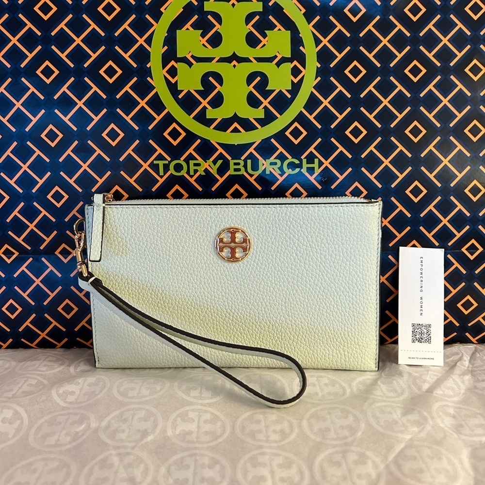 Tory Burch Chelsea Wristlet Bag Meadow Mist Green Gold